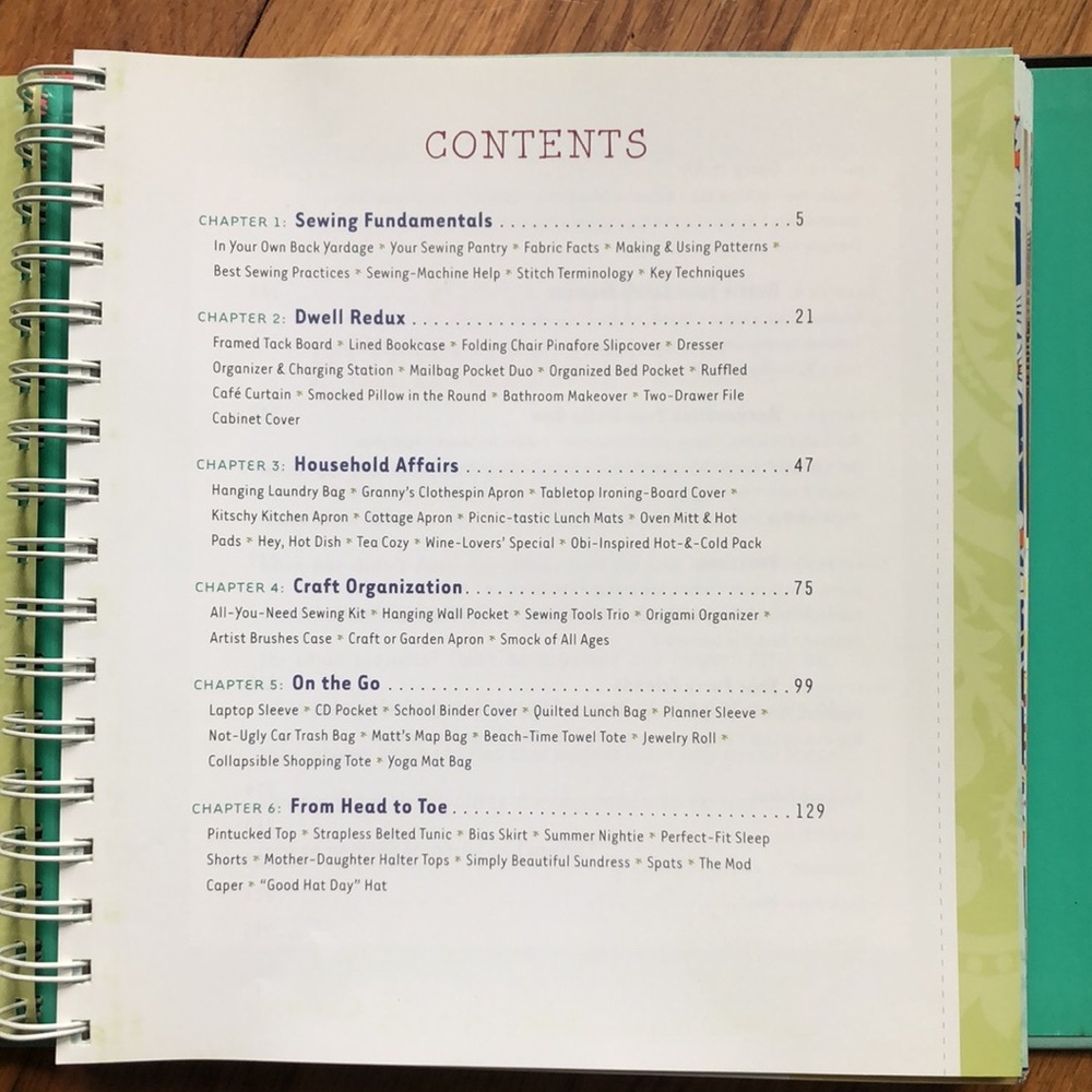 One-Yard Wonders 101 Sewing Projects book with patterns - Picture 5 of 6